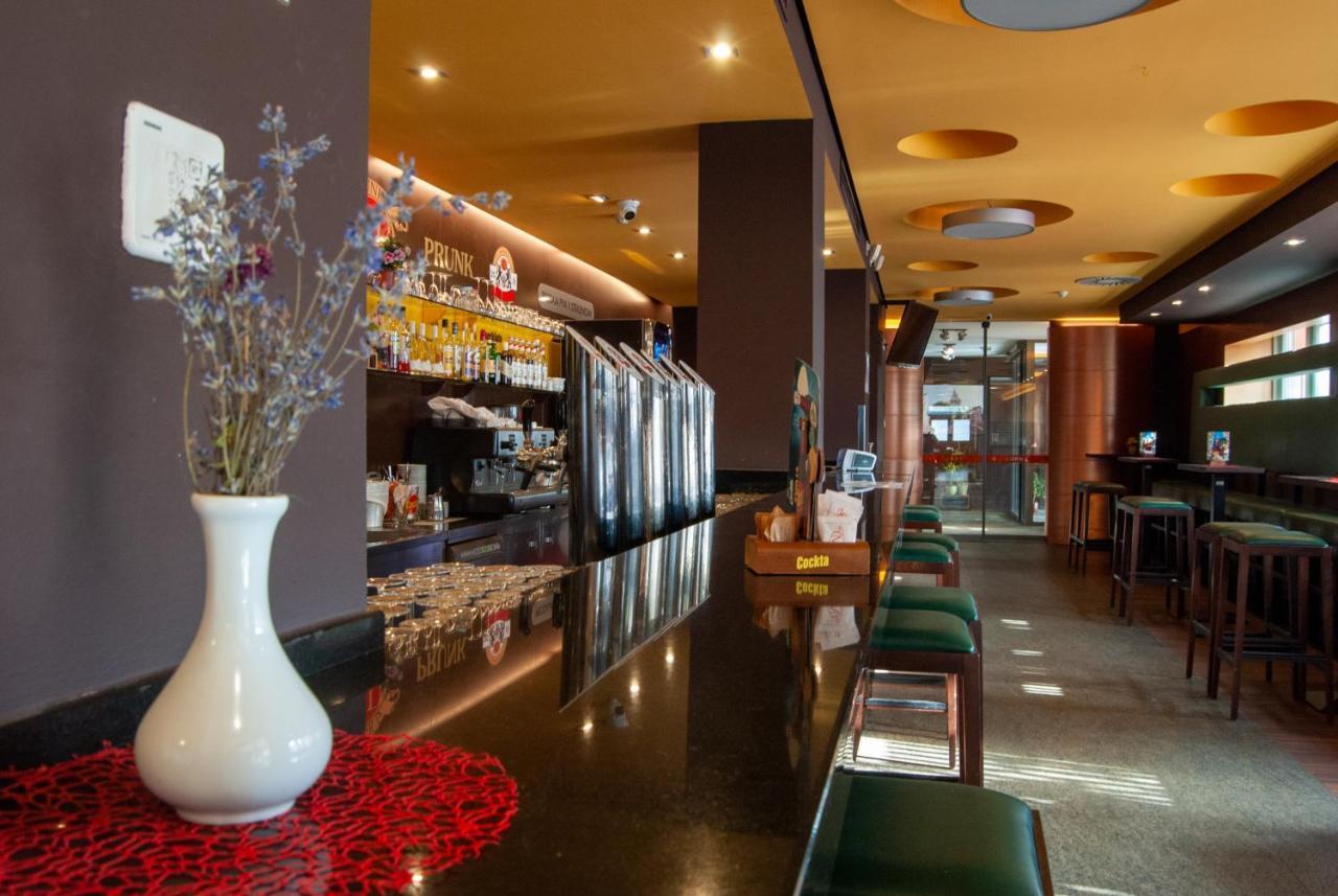 Hotel Prunk Sezana Exterior photo