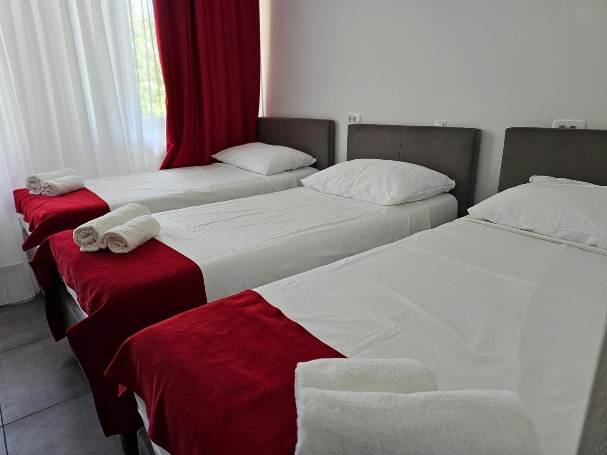 Hotel Prunk Sezana Exterior photo
